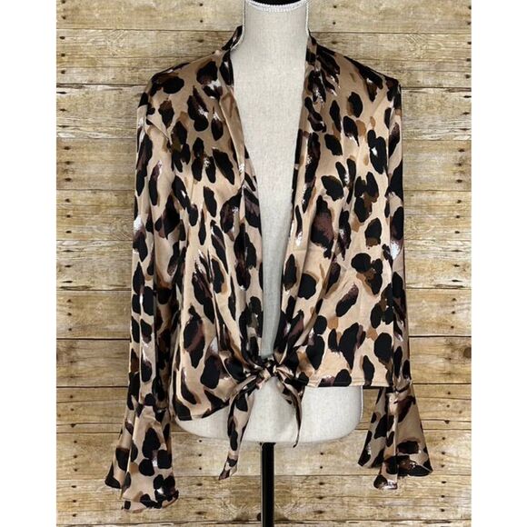 MISSGUIDED LEOPARD ANIMAL PRINT PLUNGE BELL SLEEVE CASUAL DRESSY BLOUSE SZ.4 NWT - Picture 1 of 3